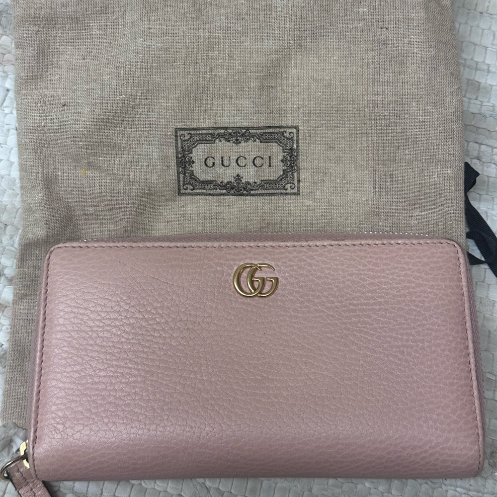 Authentic Gucci Marmont GG blush pink zip around wallet